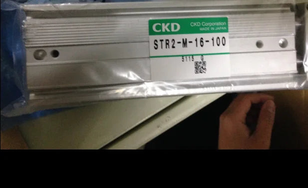 New  CKD  STR2-M-16-100  cylinder   free shipping