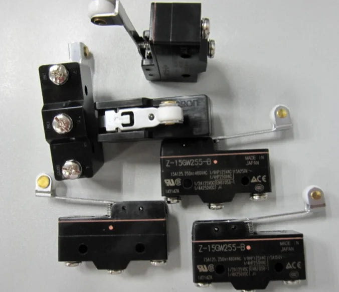 Z-15GW255-B Z15GW255B 1pcs NEW Omron Micro Switch free ship