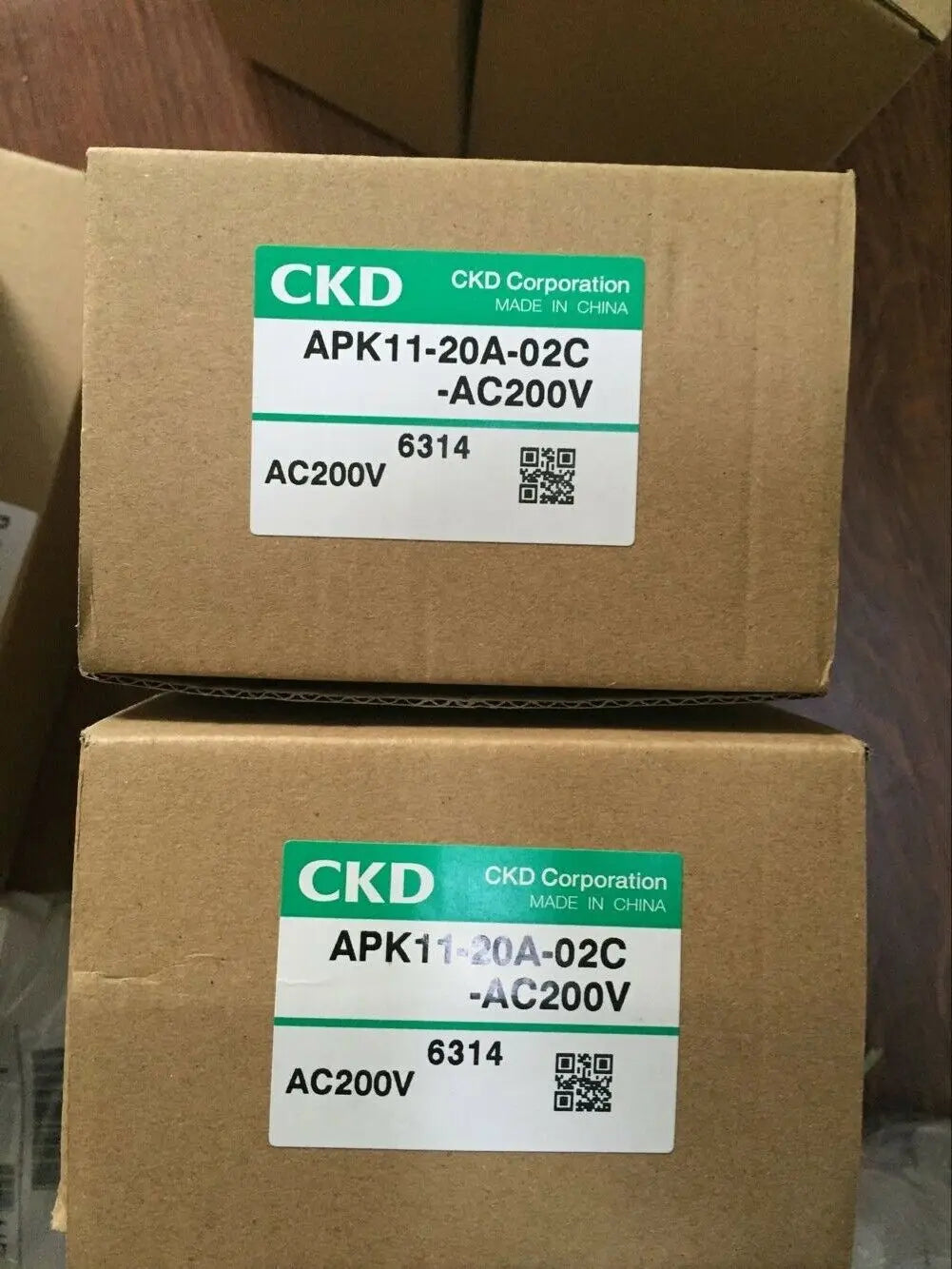 1PC  NEW  CKD  APK11-20A-02C-AC220V  APK11-20A-02C  AC220V  free  shipping