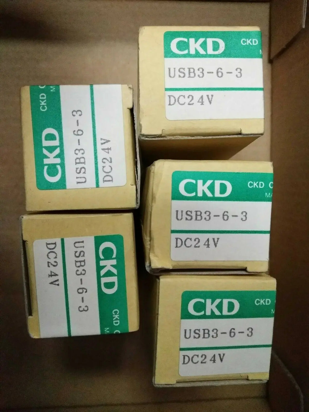 1PC  NEW  CKD    USB3-6-3-DC24V    USB3-6-3   DC24V    free  shipping