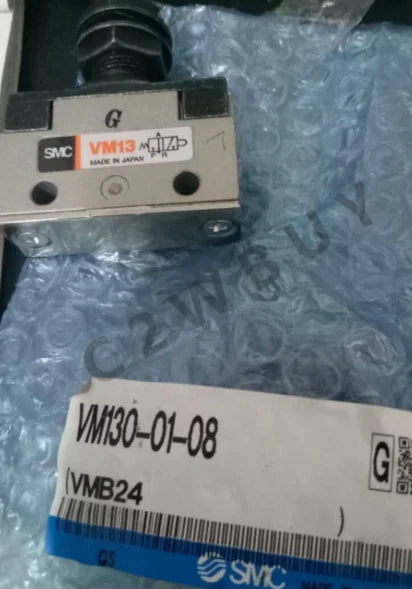 New  SMC VM130-01-08  manual  valve   free shipping
