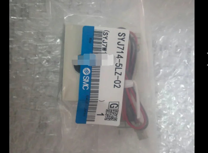 1PC   NEW    SMC     SYJ714-5LZ-02    free   shipping