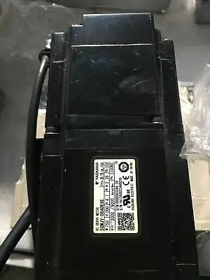 1pc new Yaskawa SGMJV-08ADE6E