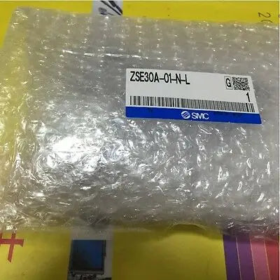 ISE30A-01-N-L 1pc NEW SMC pressure gauge
