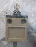 D4C-1232 D4C1232 New Omron Limit Switch free shipping