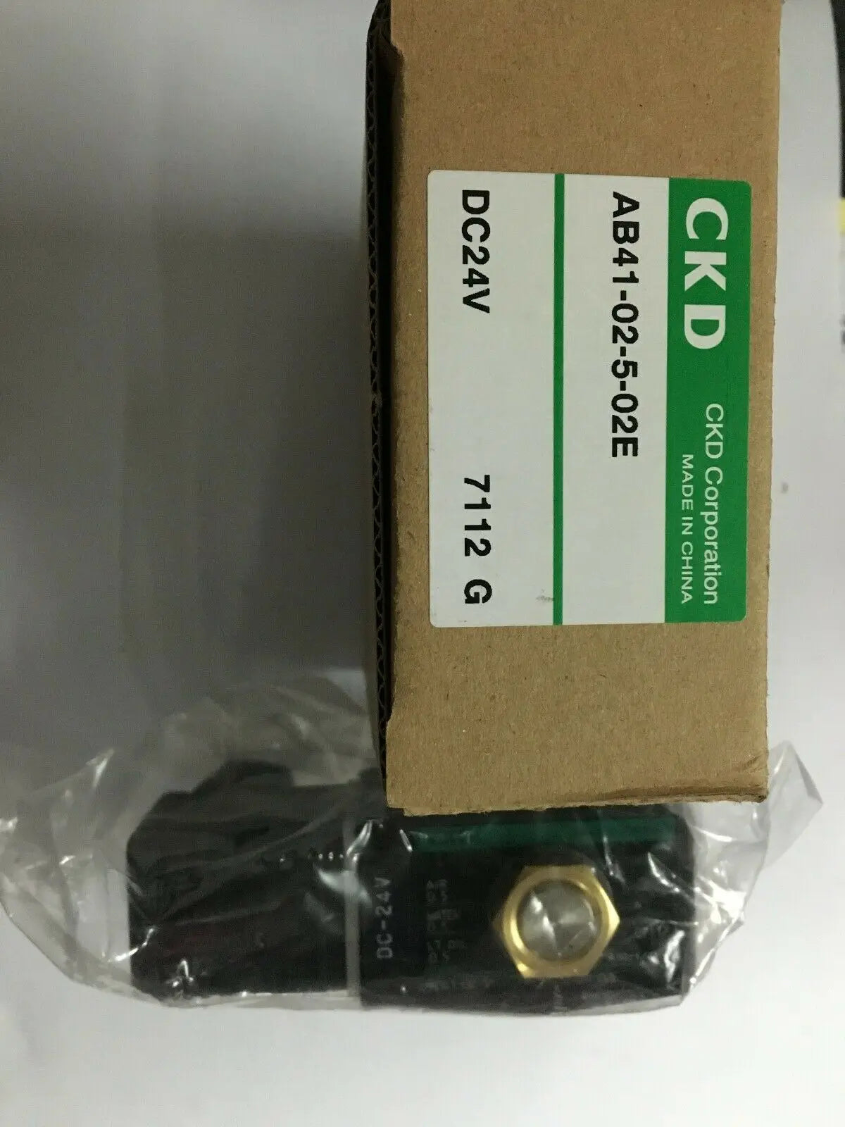 1PC  NEW   CKD  AB41-02-5-02E-DC24V  AB41-02-5-02E  DC24V   free  shipping