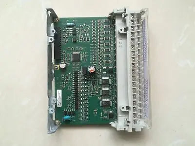 TSXDMZ28DT 1PCS USED Schneider