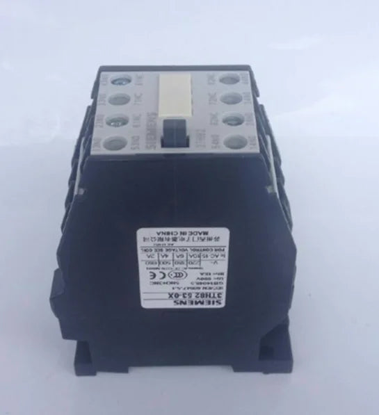 1PC  NEW   SIEMENS   3TH8253-0XB0  24V  free shipping