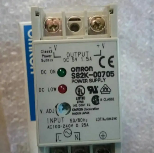 S82K-00705 S82K00705 New Omron 5V 1.5A switching power supply free shipping