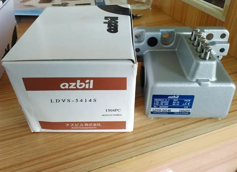 New  Yamatake Azbil Limit Switch  LDVS-5414S  free shipping