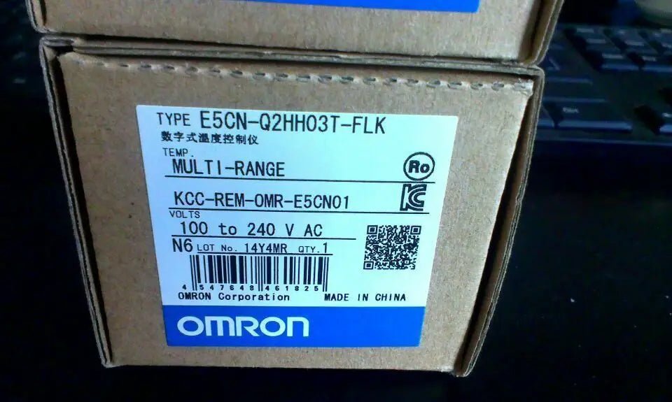 New  Omron Temperature Controller E5CN-Q2HH03T-FLK  free shipping