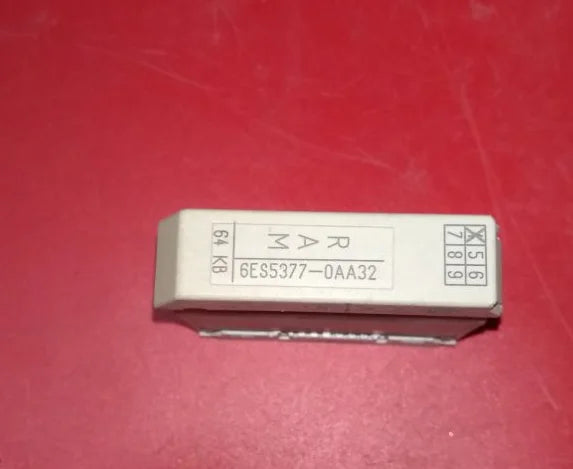 1PC new in box  Siemens  6ES5 377-0AA32 6ES5377-0AA32