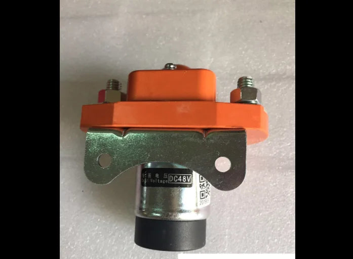 1PC  NEW   Tianshui 213   GSZ2-200S  DC48V    free  shipping