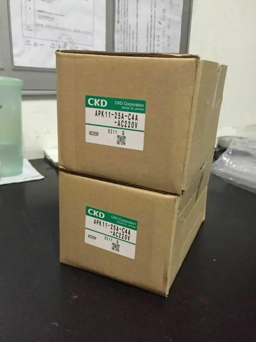 1PC  NEW   CKD  APK11-25A-C4A-AC220V  APK11-25A-C4A  AC220V  free  shipping