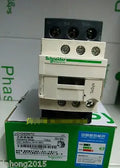 NEW IN BOX SCHNEIDER LC1-D32M7C LC1D32M7C
