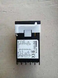 USED Omron E5CZ-R2