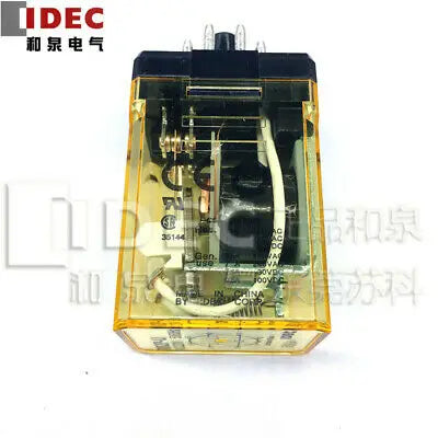 1pc new RR2P-UAC220V IDEC