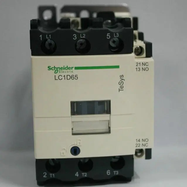 1PC New Schneider contactor LC1D65M7C