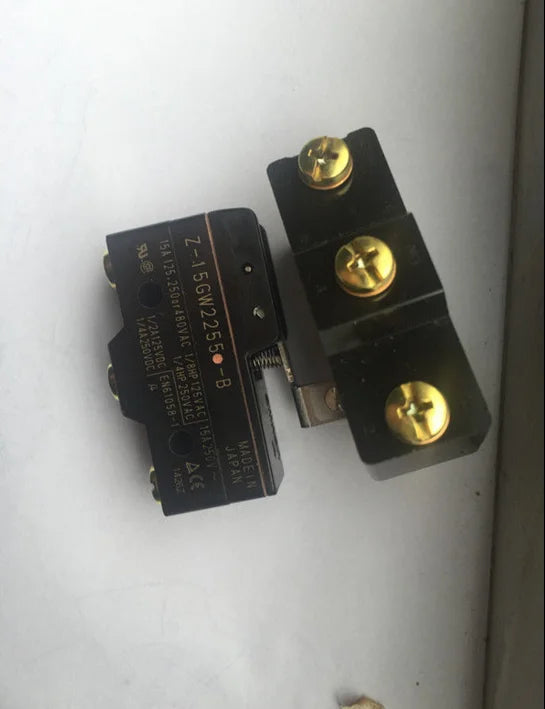 Z-15GW2255-B Z15GW2255B 1PCS New Omron Micro Switch free shipping