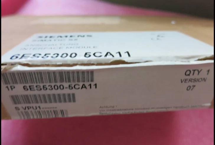 1PC new in box  Siemens 6ES5300-5CA11 6ES5 300-5CA11