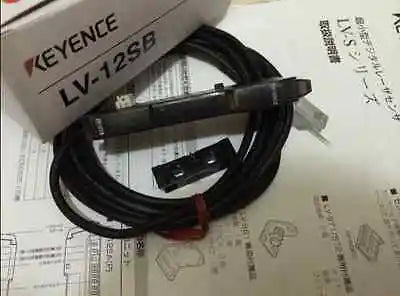 KEYENCE fiber amplifier LV-12SB NEW IN BOX