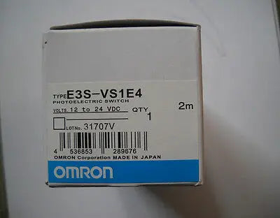 New in box OMRON optoelectronic switch E3S-VS1E4