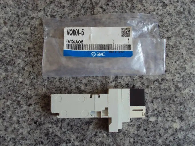 New  SMC solenoid valve VQ1101-5  free shipping