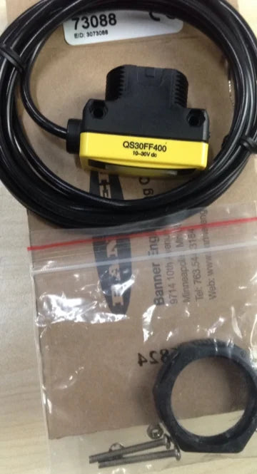 QS30FF400 1PC BANNER Photoelectric Sensor free ship
