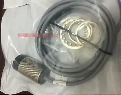 1PC New Balluff Sensor BES 516-217-E4-E-PU-03