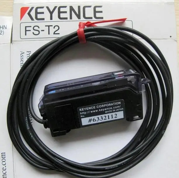 FS-T2 FS T2 1PC New in box KEYENCE Fiber Optic Sensor Amplifier free shipping