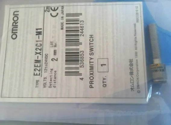 E2EM-X2C1-M1 E2EMX2C1M1 1PC NEW Omron proximity switch free shipping
