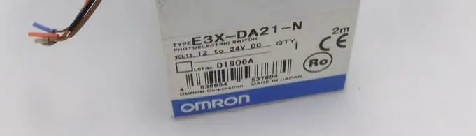 E3X-DA21-N E3XDA21N New Omron Photoelectric Switch New in box free shipping