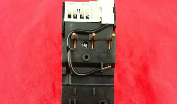 3UA5240-1E 2.5-4A 3UA52 40-1E New SIEMENS Thermal Overload Relay free shipping