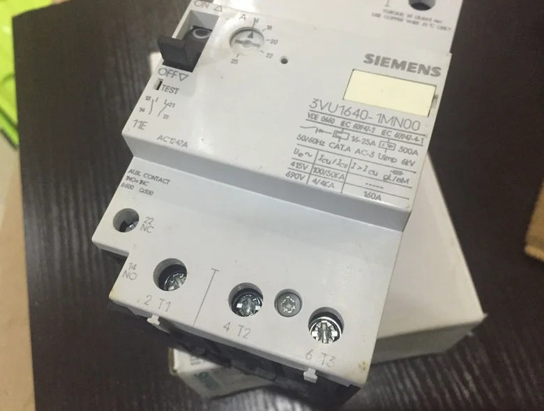 SC-E2 SCE2 1PC New Fuji AC contactor SE41AA-C free shipping