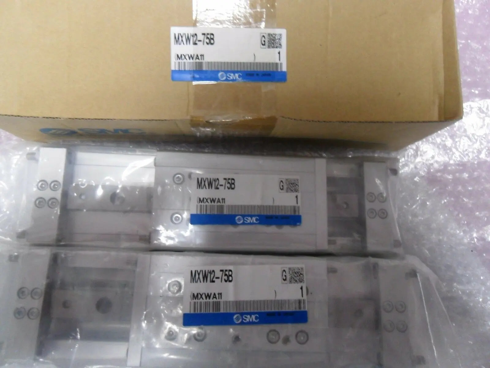 New   SMC Cylinder  MXW12-75B  free shipping