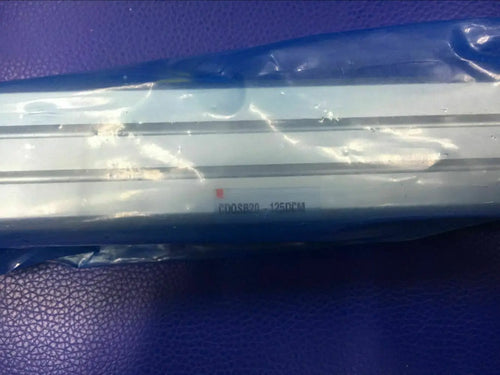 1PC   NEW    SMC    CDQSB20-125DCM       free   shipping