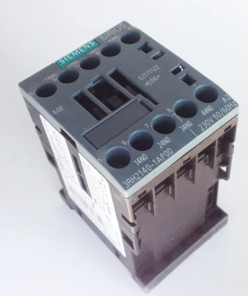 1PC  NEW   SIEMENS   3RH2140-1AP00  10A  230V    free shipping