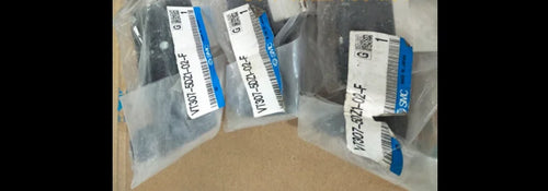 1PC   NEW    SMC   VT307-5DZ1-02-F   free   shipping