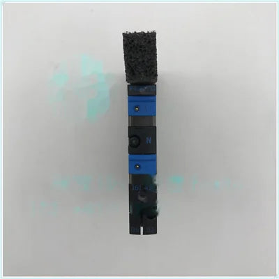 1pc new FESTO CPV10-M1H-2X3-OLS-M7 161417