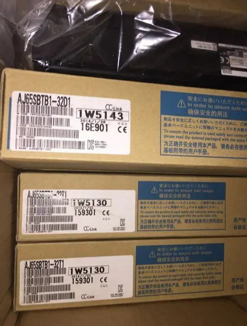 AJ65SBTB1-32T1 AJ65SBTB132T1 NEW IN BOX MITSUBISHI PLC Module free ship