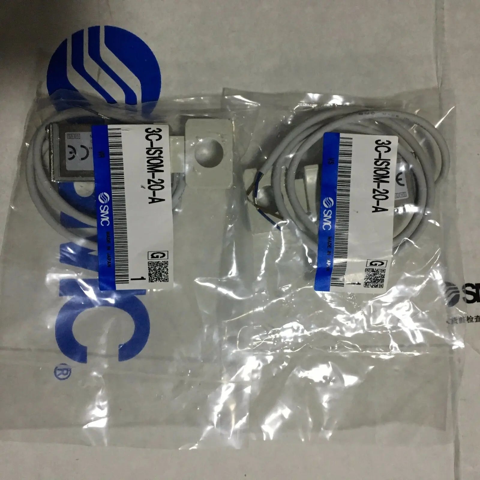 New SMC 3C-IS10M-20-A Pressure switch free shipping