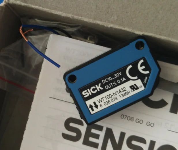 WT100-N1432 WT100N1432 1 pcs NEW SICK Photoelectric Switch free shipping