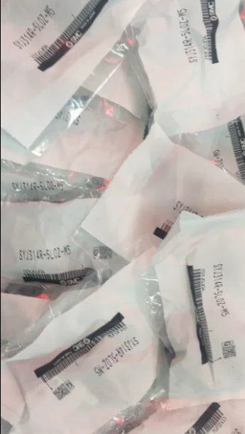 1PC   NEW    SMC   SYJ314R-5L0Z-M5   SYJ314R-5LOZ-M5     free   shipping