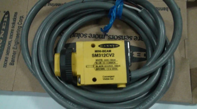 SM312CV2 1PC New BANNER Photoelectric Sensor free ship