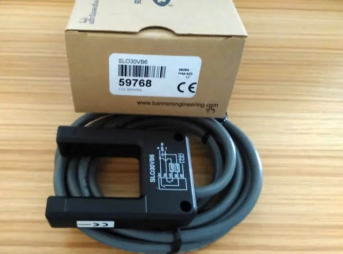 SLO30VB6 1PC New BANNER Photoelectric Switch Sensor free ship