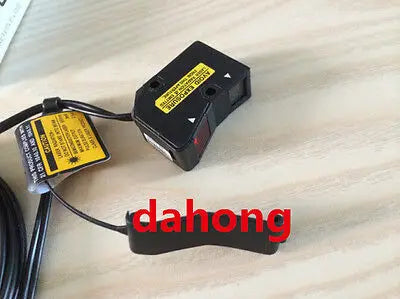1PC NEW IN BOX KEYENCE Digital Optical Fiber Amplifier LV-H47 LVH47 LV