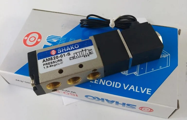 1PC   NEW    SHAKO    AM520-01S    AM520-01-S   AC220V    free   shipping