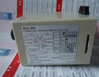 SDV-DH7 SDV DH7 New in box OMRON Voltage Sensor free shipping