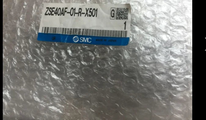 1PC   NEW   SMC    ZSE40AF-01-R-X501    free   shipping