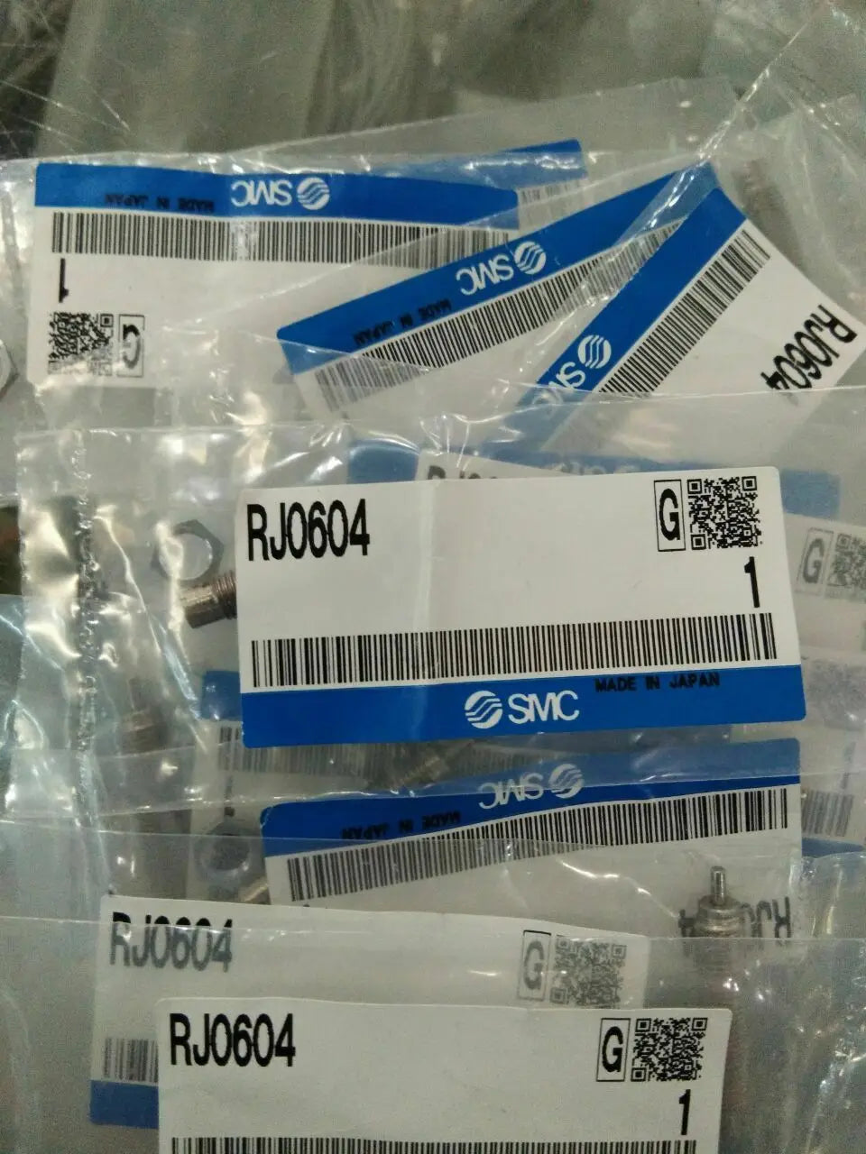 1PC NEW SMC RJ0604 free shipping